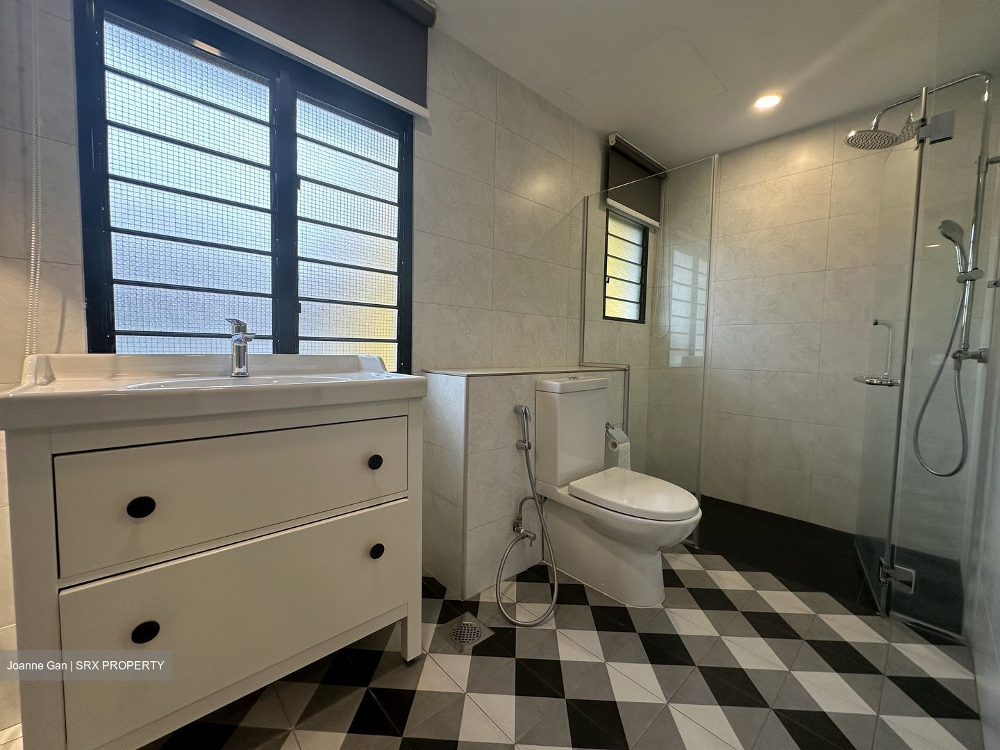 Serangoon Park (D13), Terrace #559196361
